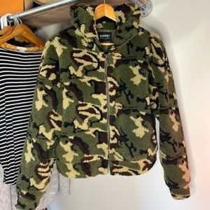 Camo puffer jacket